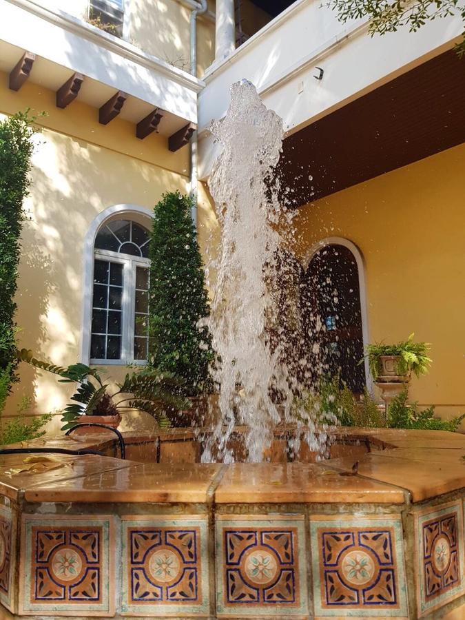 Prompimarn Villa Toscana Bangkok Esterno foto